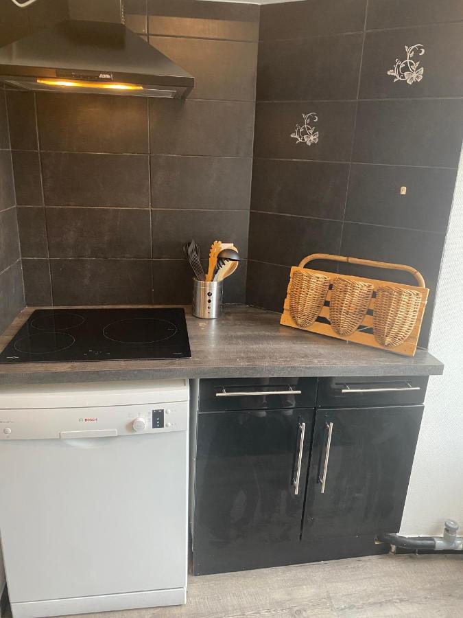 Ravissant Duplex Meuble Tout Confort Hyper Centre St Cere 4 Pers Lit Bb Wifi Gratuit Saint-Cere Exterior photo